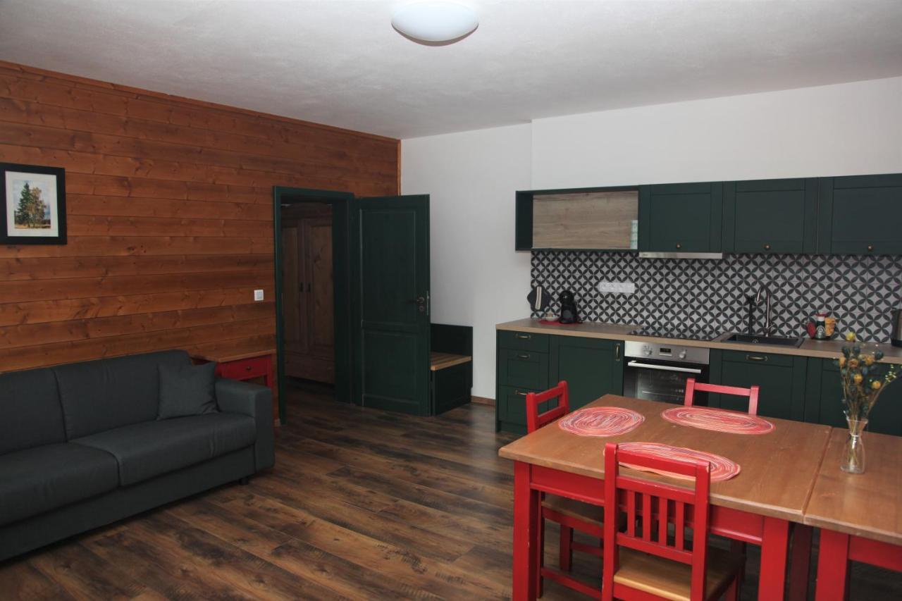 Aparthotel Madr Modrava Exterior photo